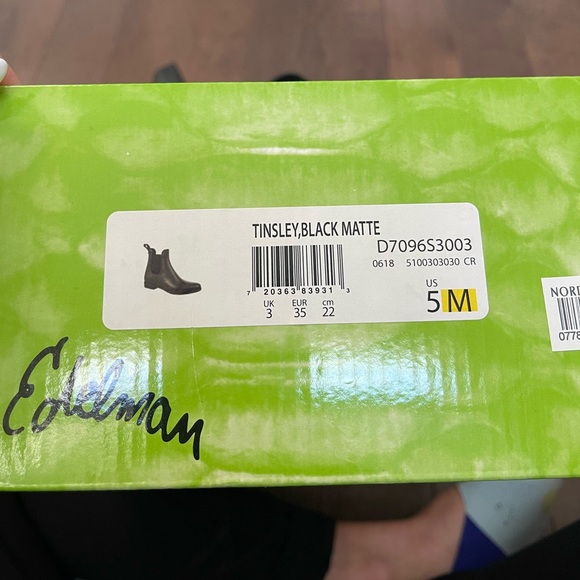 Sam Edelman Tinsley Black Matte Rubber Rainboot - Picture 4 of 4